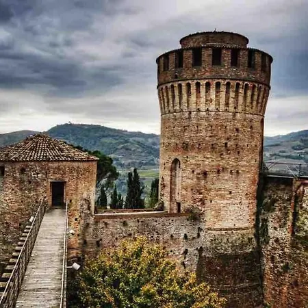 Tot'i De Baraca La Strada